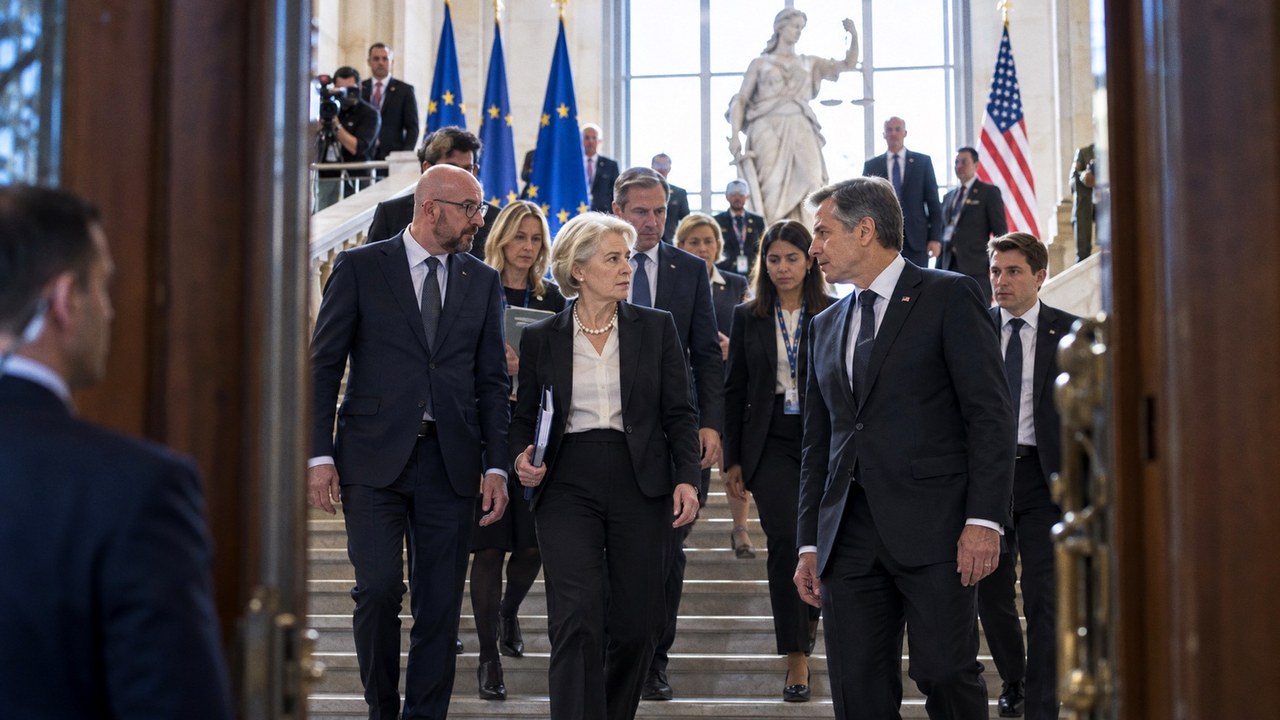European Lawmakers Push to Shield War-Crimes Court